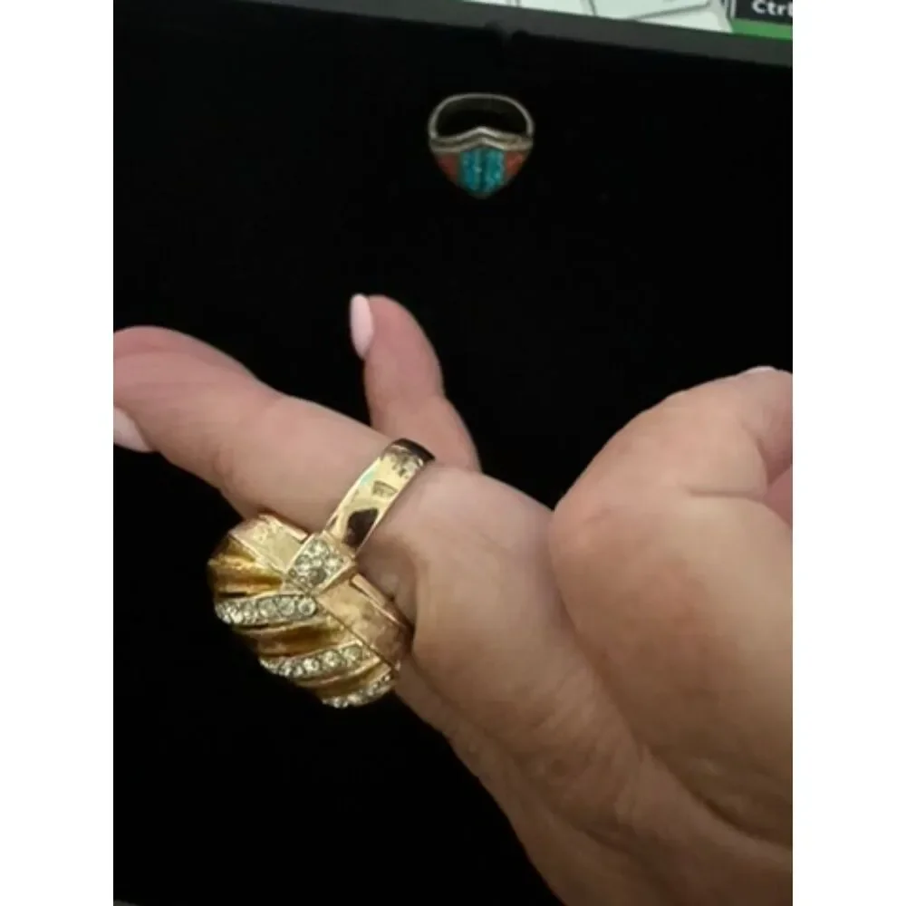 unknown vintage gold